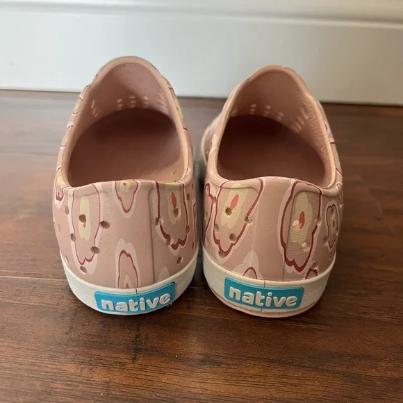 NWOT Native Kids Shoes - Poppy Pink Floral Slip-On -Size 10 - Picture 3 of 10